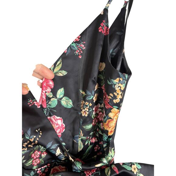 Lovers and Friends Arianna Floral Gown Bow Garden Prom Formal Party Black XS - Picture 6 of 13